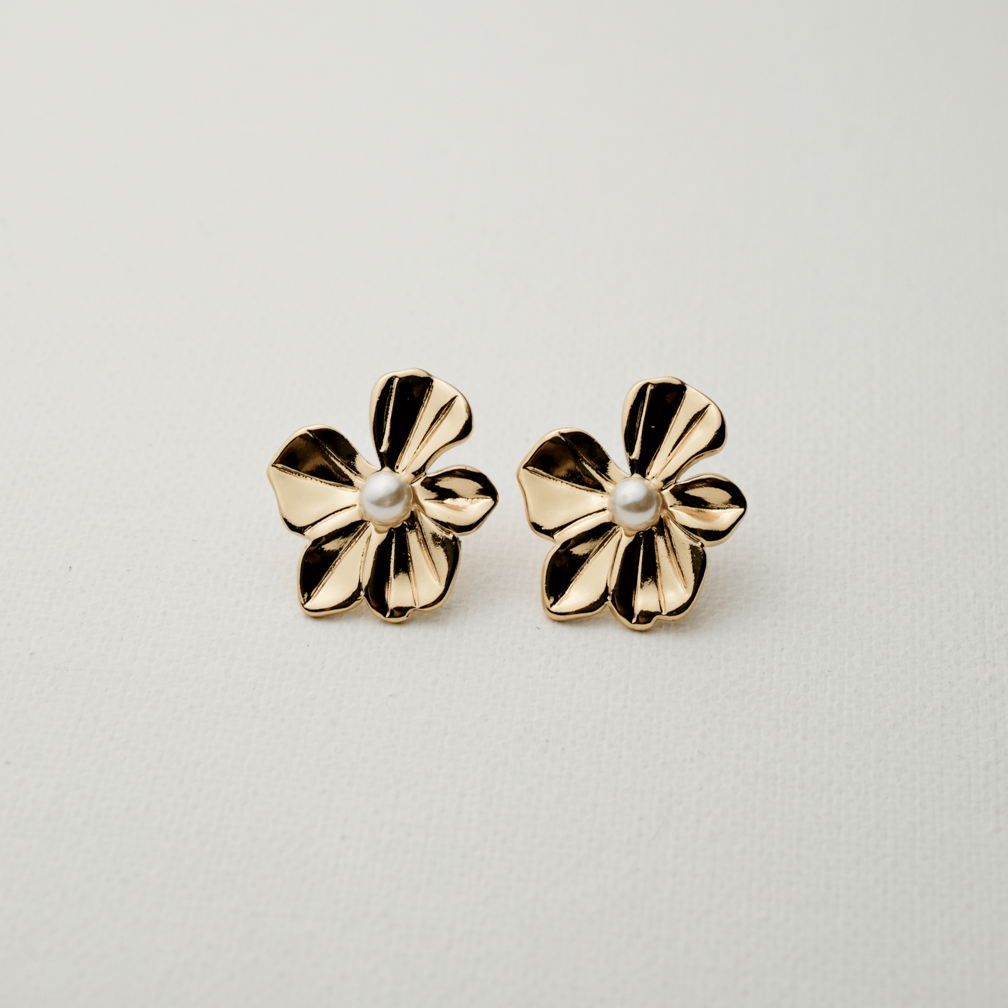 Lyora Earrings - Nyara Jewelry